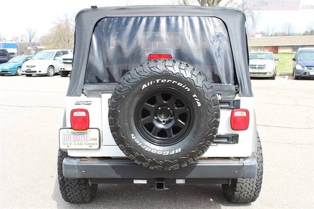 Used 2006 Jeep Wrangler Sport w/ 30" Tire & Wheel Group AWD/4WD image 23
