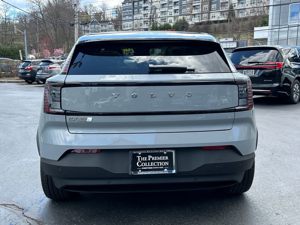 New 2026 Volvo EX30 Ultra w/ Climate Package image 3