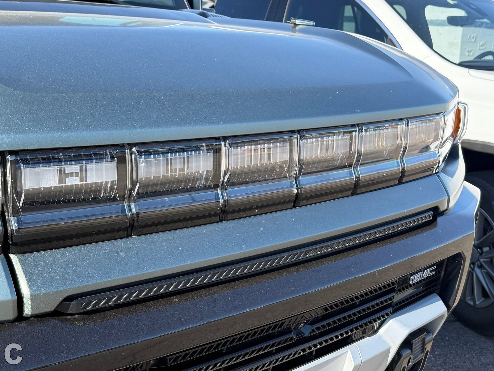Used 2024 GMC Hummer EV 3X AWD/4WD image 9
