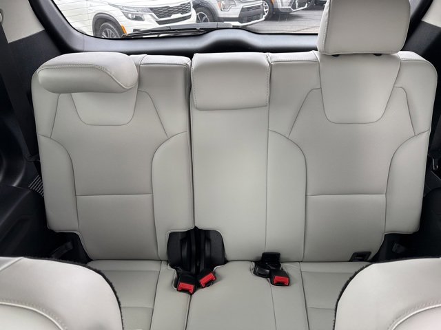 Used 2024 Kia Telluride S w/ S Sunroof Package image 39