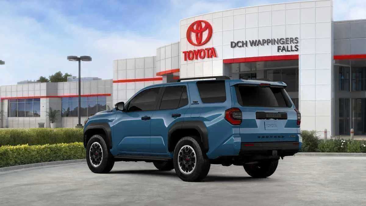 New 2026 Toyota 4Runner TRD Off-Road Premium w/ Tow Technology Package AWD/4WD image 8