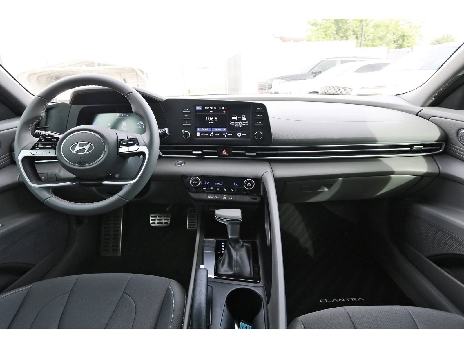 Certified 2025 Hyundai Elantra Sport FWD image 12