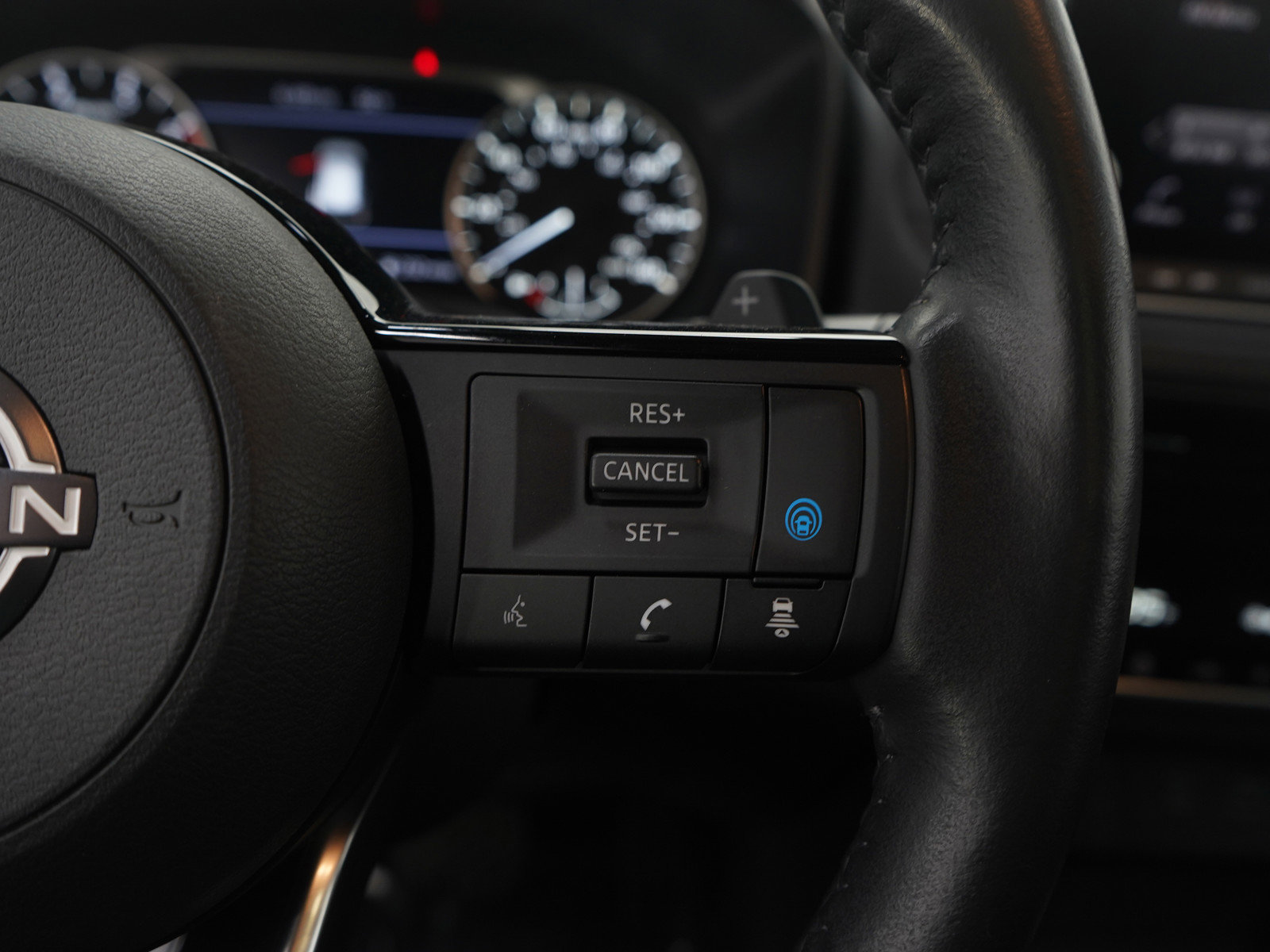 Used 2022 Nissan Rogue SV w/ SV Premium Package image 28