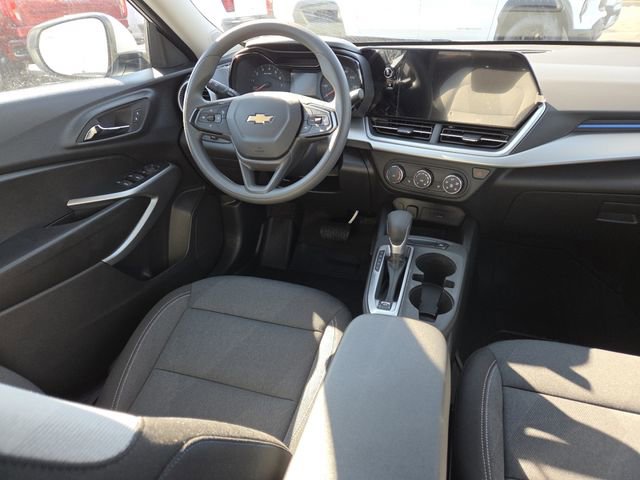 New 2026 Chevrolet Trax LS w/ LS Convenience Package image 26