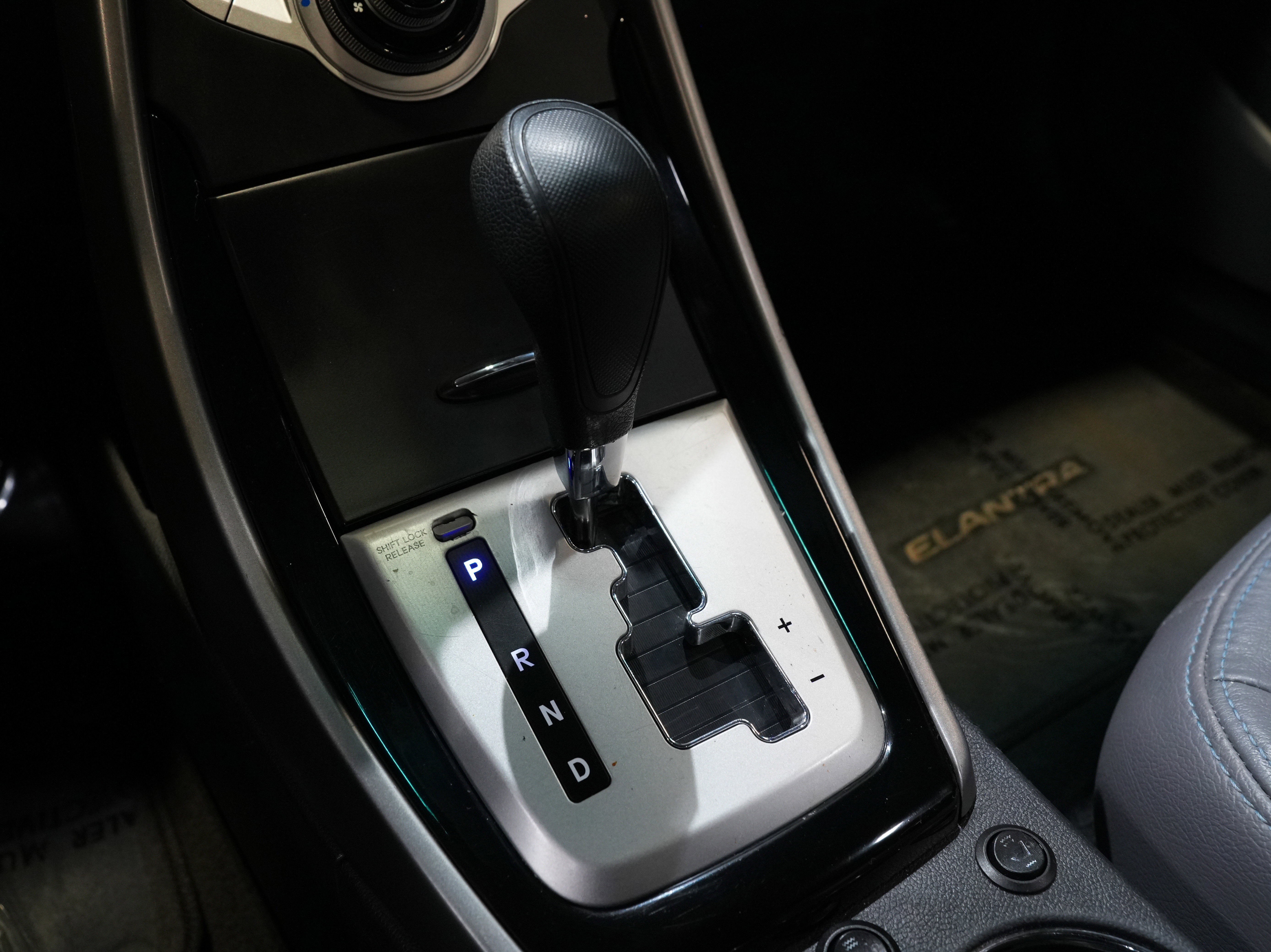 Used 2011 Hyundai Elantra GLS w/ Preferred Equipment Pkg 3 image 43