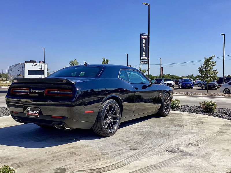 Used 2021 Dodge Challenger R/T Scat Pack image 5