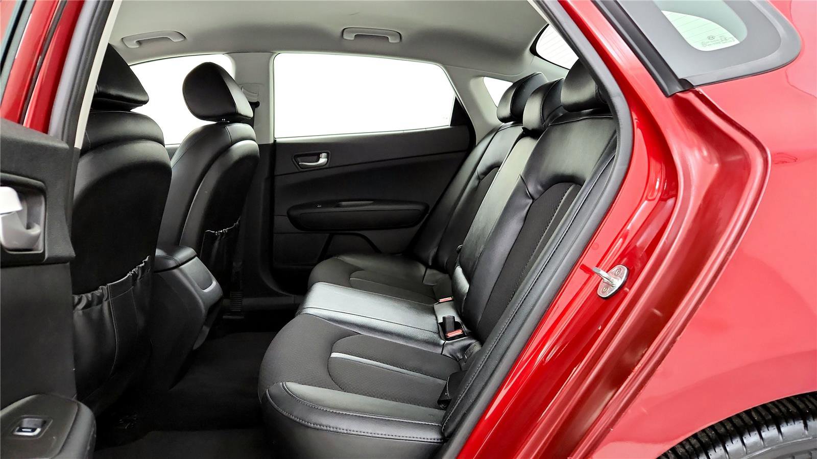 Used 2018 Kia Optima S image 21