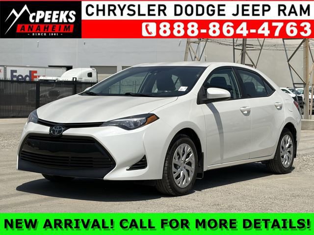 Used 2017 Toyota Corolla LE FWD image 1