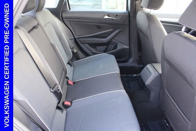 Used 2025 Volkswagen Jetta Sport image 18