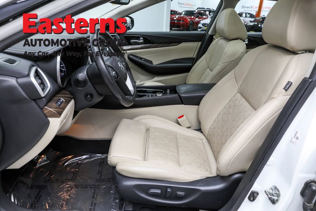 Used 2017 Nissan Maxima Platinum image 14