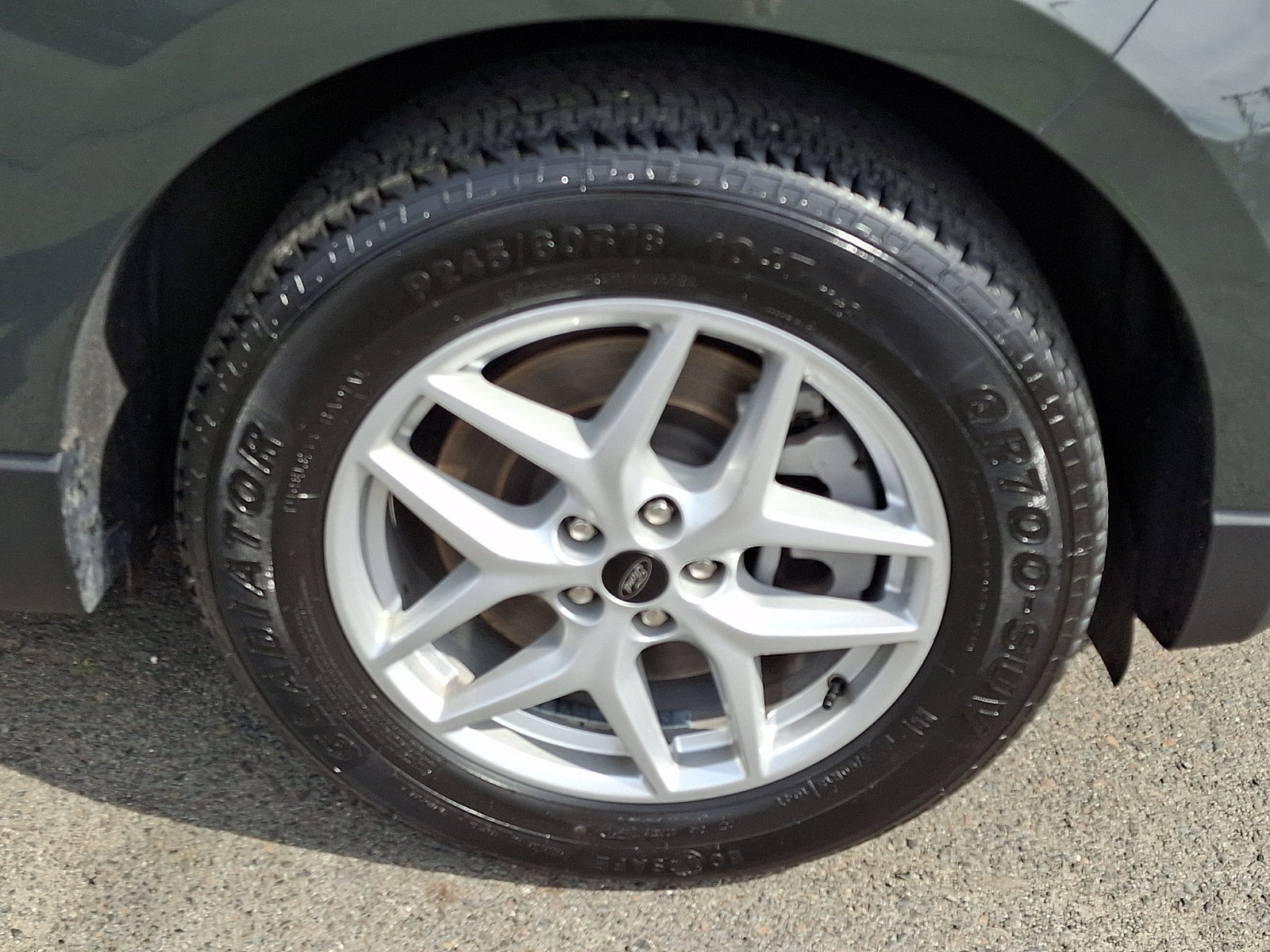 Used 2024 Ford Edge SEL AWD/4WD image 9