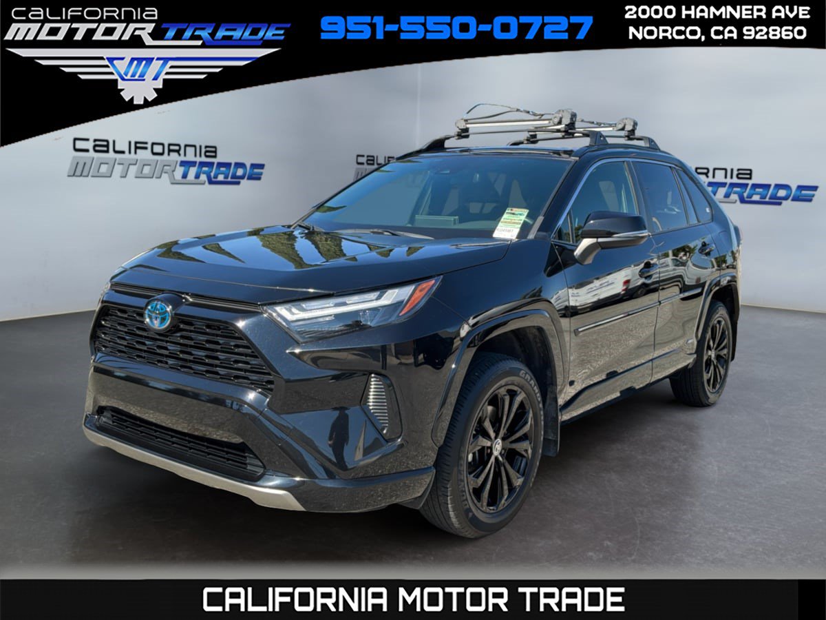 Used 2024 Toyota RAV4 SE w/ Convenience Package AWD/4WD video 1