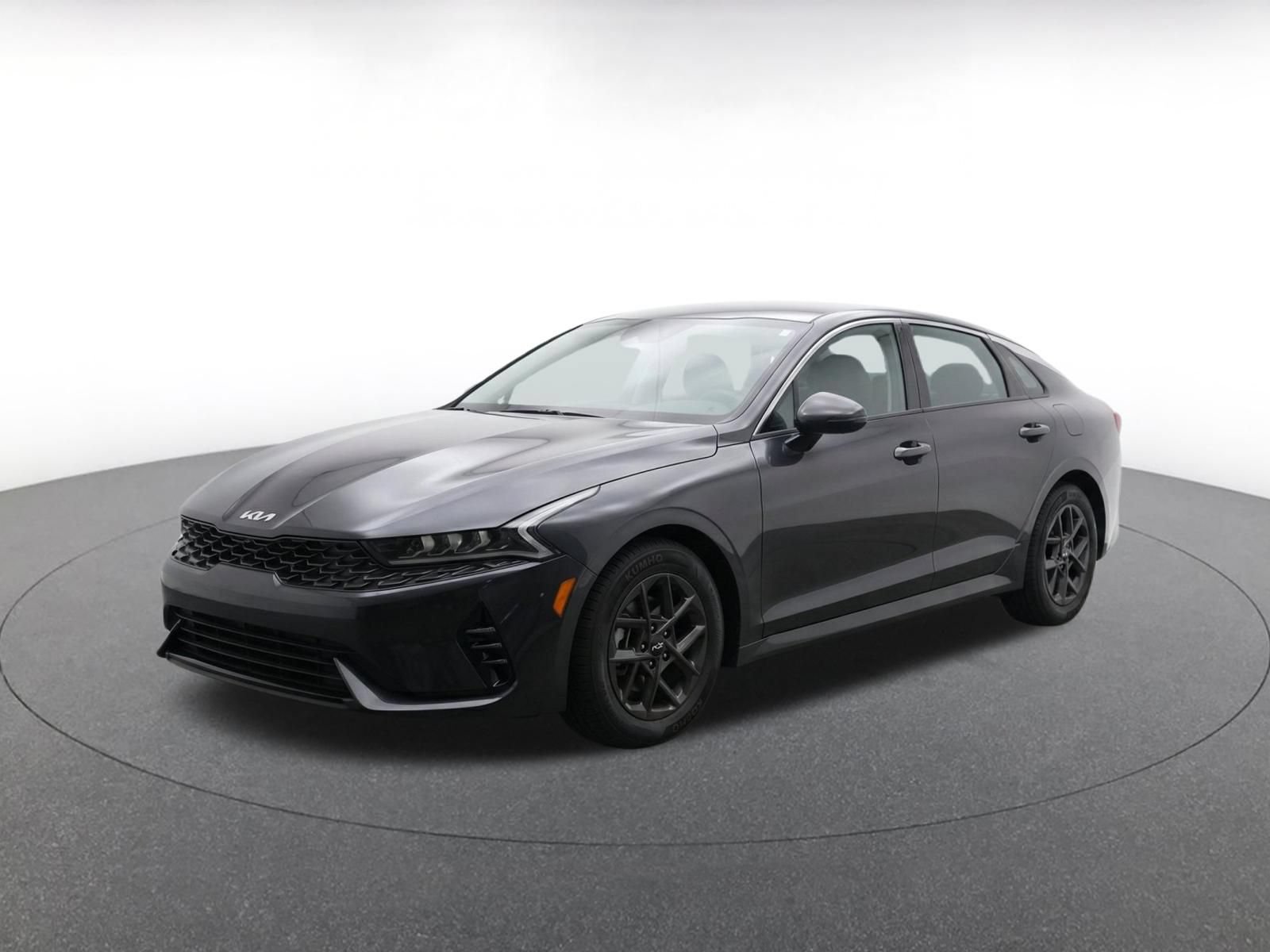 Used 2025 Kia K5 LXS FWD image 3