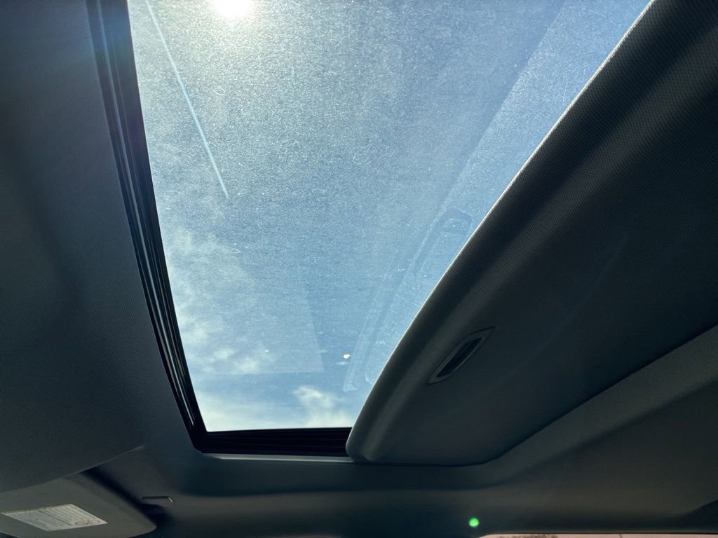 Used 2022 GMC Sierra 2500 Denali w/ Denali Ultimate Package image 14