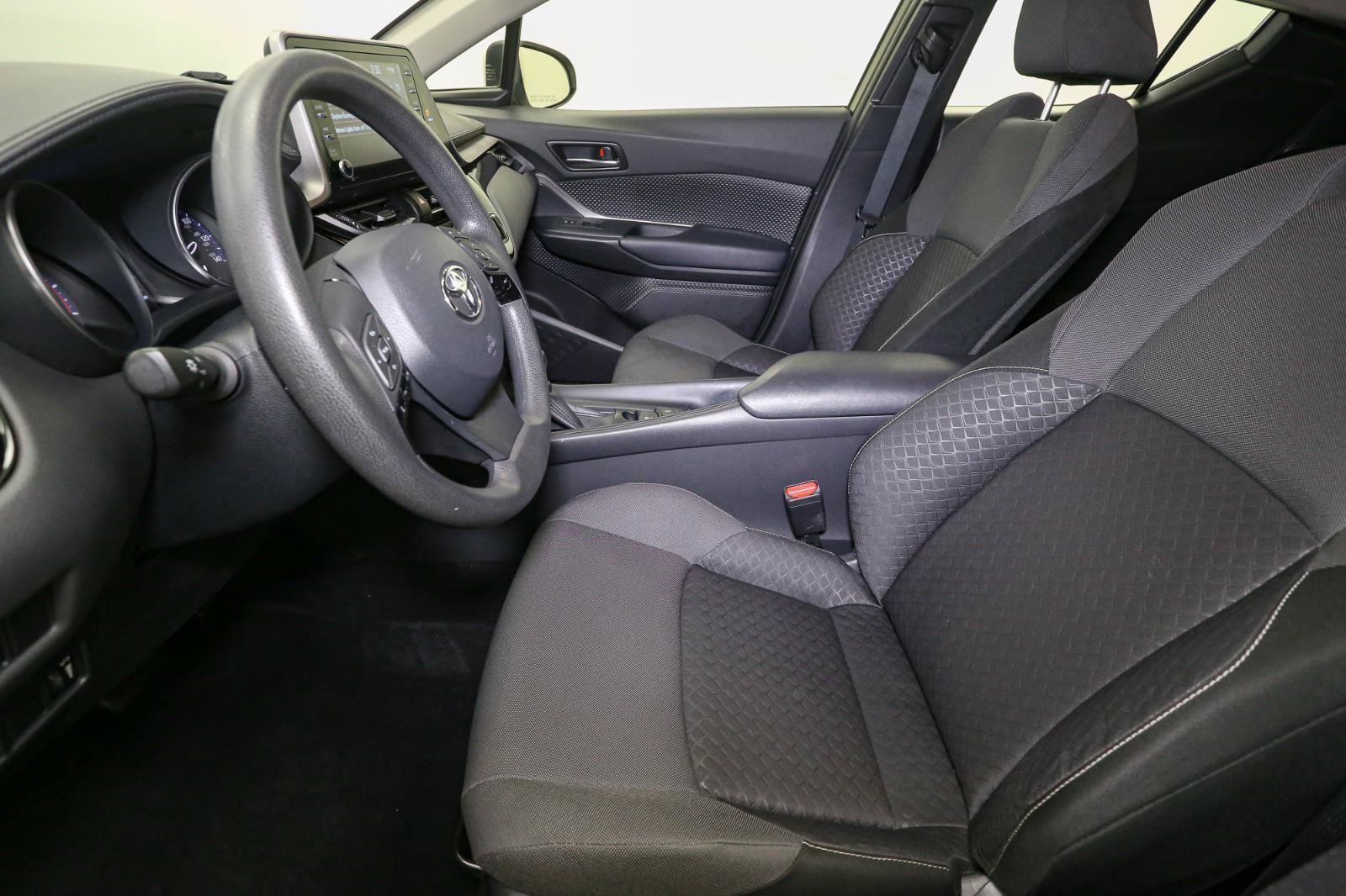 Used 2021 Toyota C-HR LE image 44