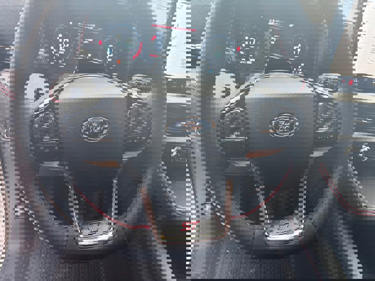 New 2026 Ford Explorer ST w/ Sun And Sound Package image 9