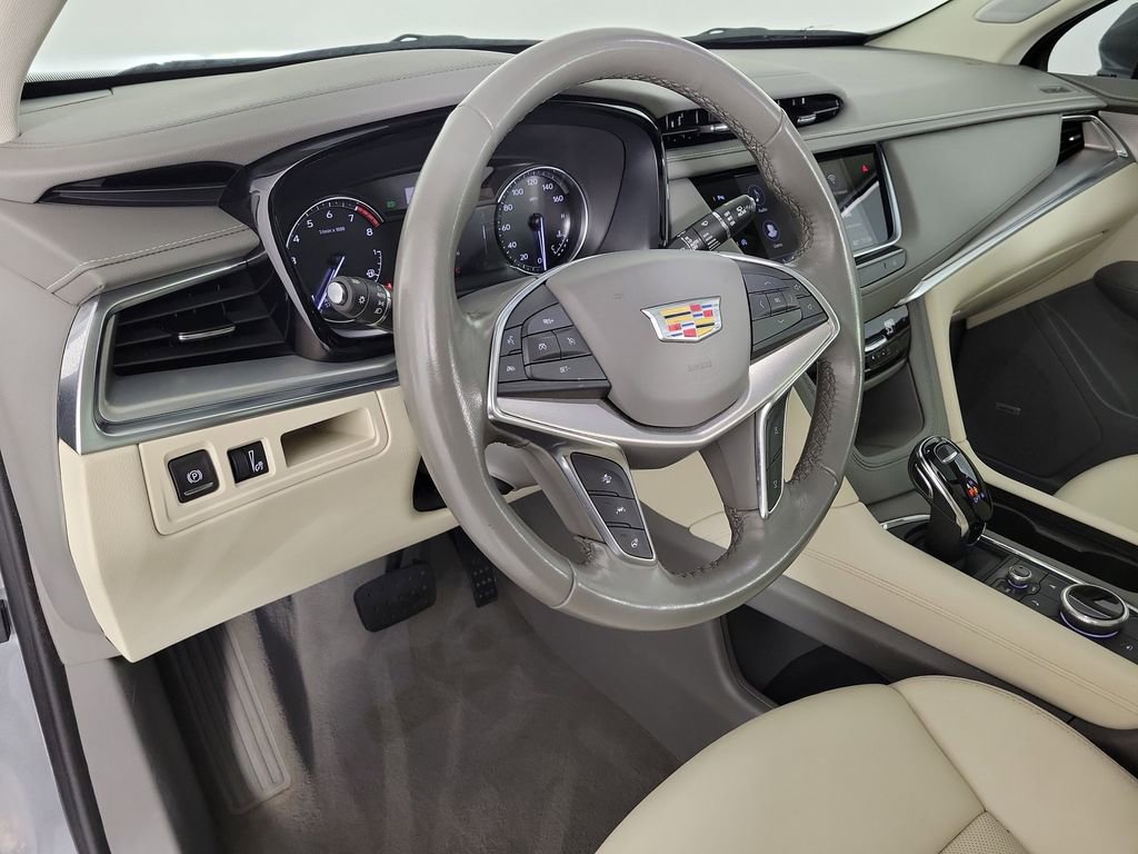Certified 2024 Cadillac XT5 Premium Luxury FWD image 18