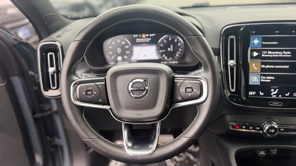 Used 2021 Volvo XC40 T5 R-Design w/ Advanced Package AWD/4WD image 13
