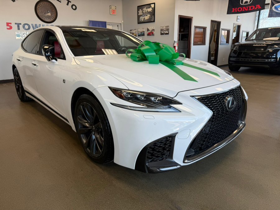 Used 2018 Lexus LS 500 F Sport w/ Accessory Package (Z1) image 2