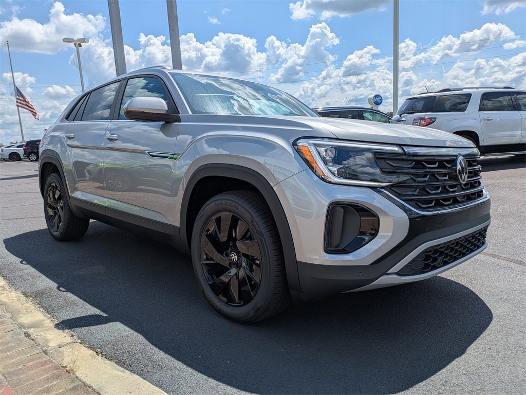 New 2026 Volkswagen Atlas Cross Sport SE image 3