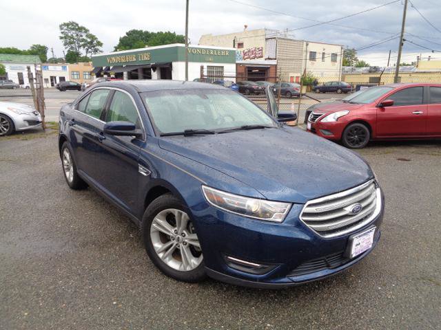 Used 2017 Ford Taurus SEL FWD image 22
