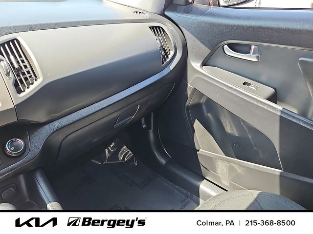 Used 2011 Kia Sportage LX FWD image 26