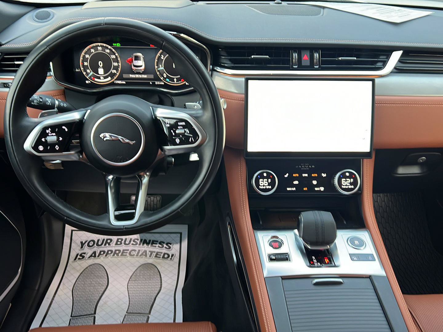 Certified 2026 Jaguar F-PACE R-Dynamic S AWD/4WD image 10