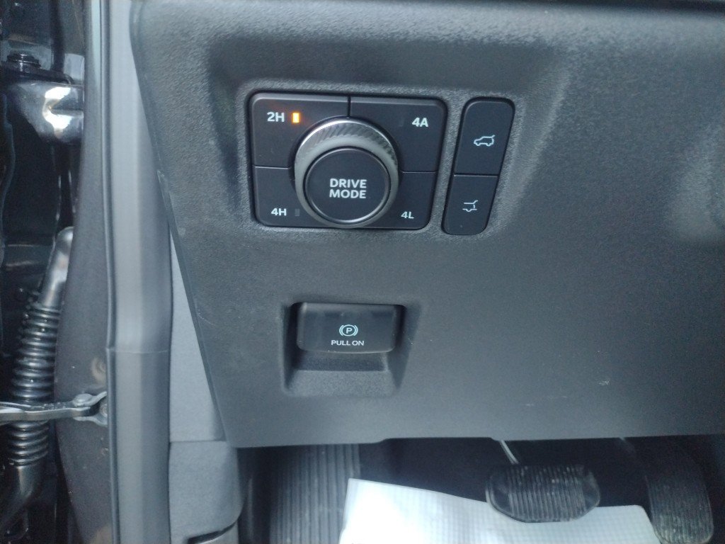 New 2026 Ford Expedition Max Platinum w/ Stealth Performance Package image 22