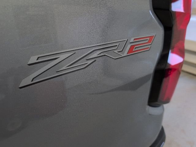Certified 2024 Chevrolet Colorado ZR2 w/ ZR2 Convenience Package III image 13