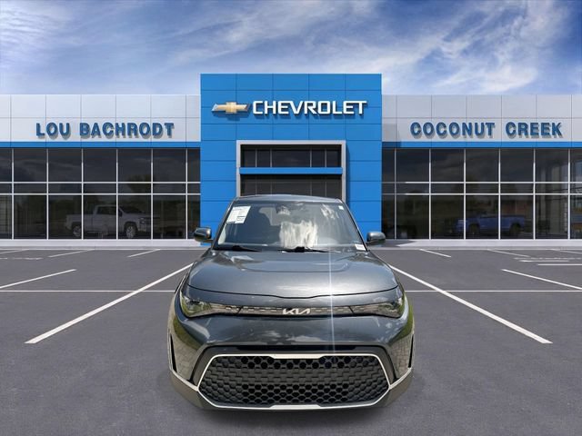 Used 2024 Kia Soul LX w/ Option Group 015 FWD image 3