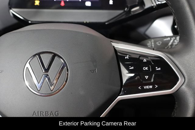 Used 2023 Volkswagen ID.4 2WD image 8