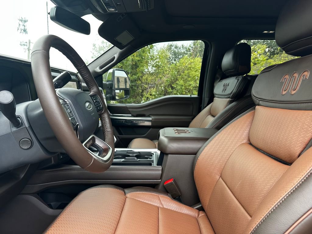 New 2025 Ford F250 King Ranch w/ Chrome Package image 31