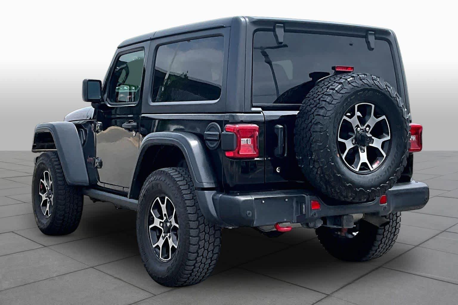 Used 2018 Jeep Wrangler Rubicon AWD/4WD image 11