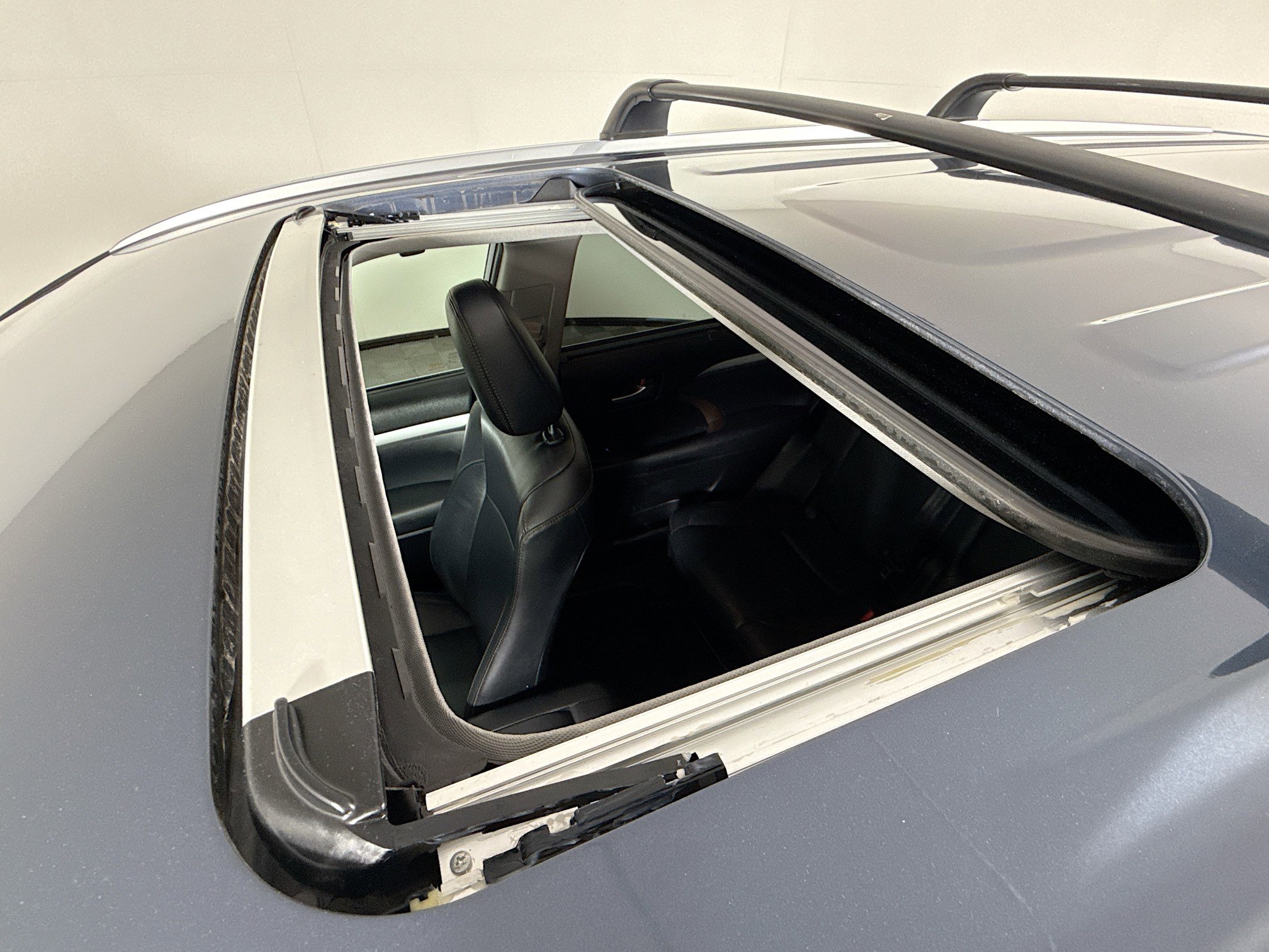 Certified 2019 Toyota Highlander XLE AWD/4WD image 14