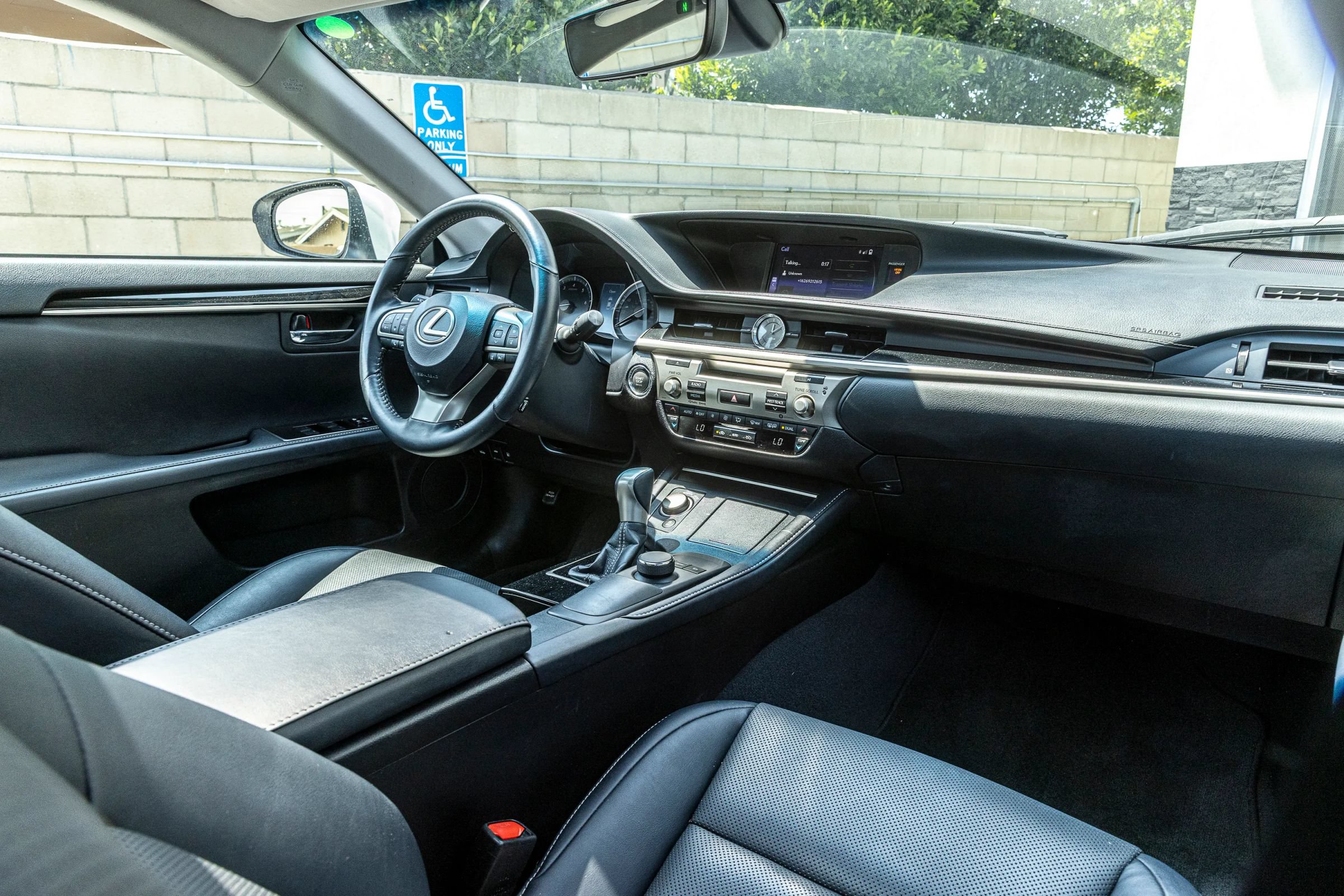 Used 2017 Lexus ES 350 w/ Accessory Package 2 FWD image 24