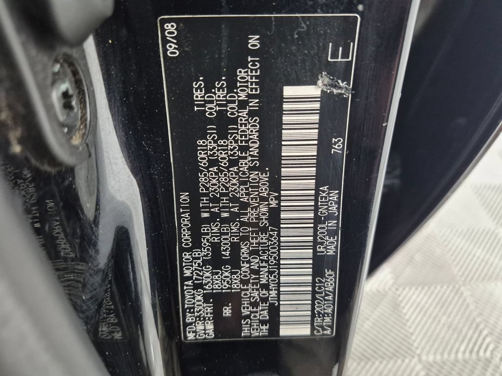Used 2009 Toyota Land Cruiser AWD/4WD image 33