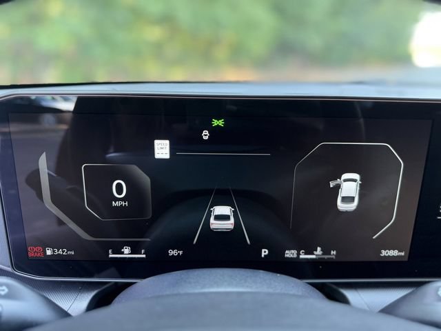 Used 2025 Kia K4 EX FWD image 15