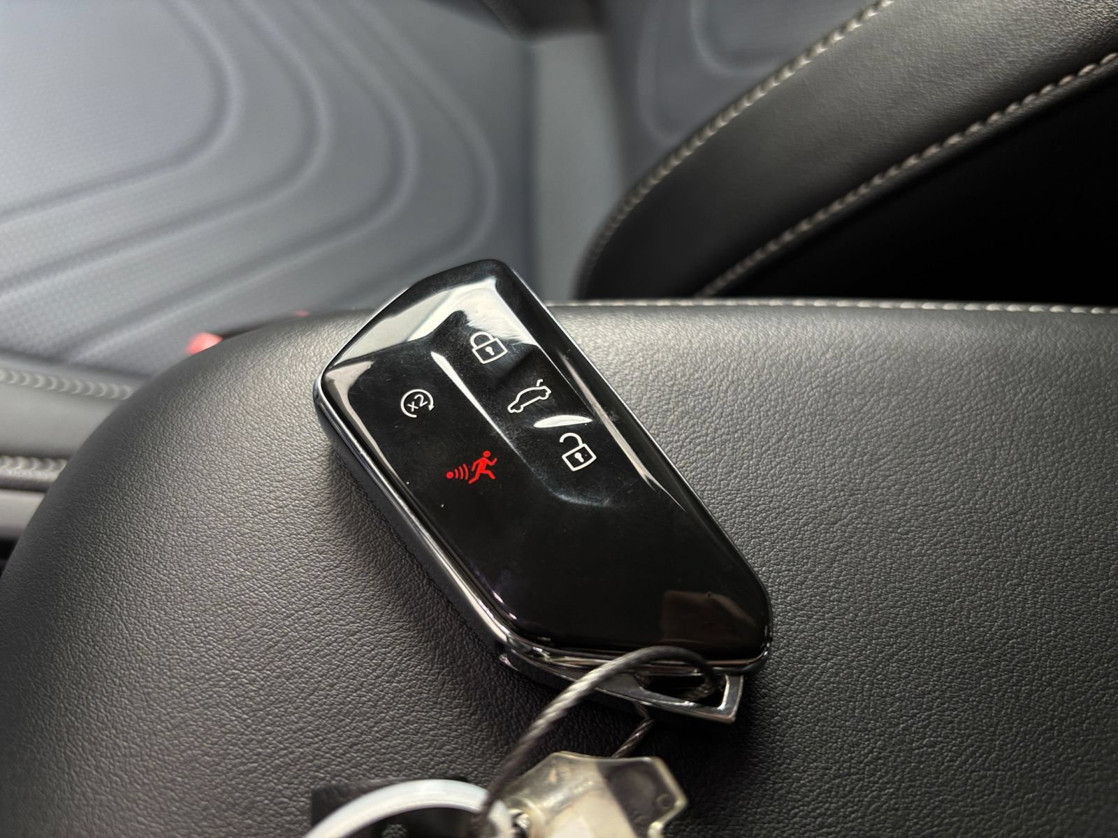 Used 2026 Volkswagen Tiguan SE AWD/4WD image 26