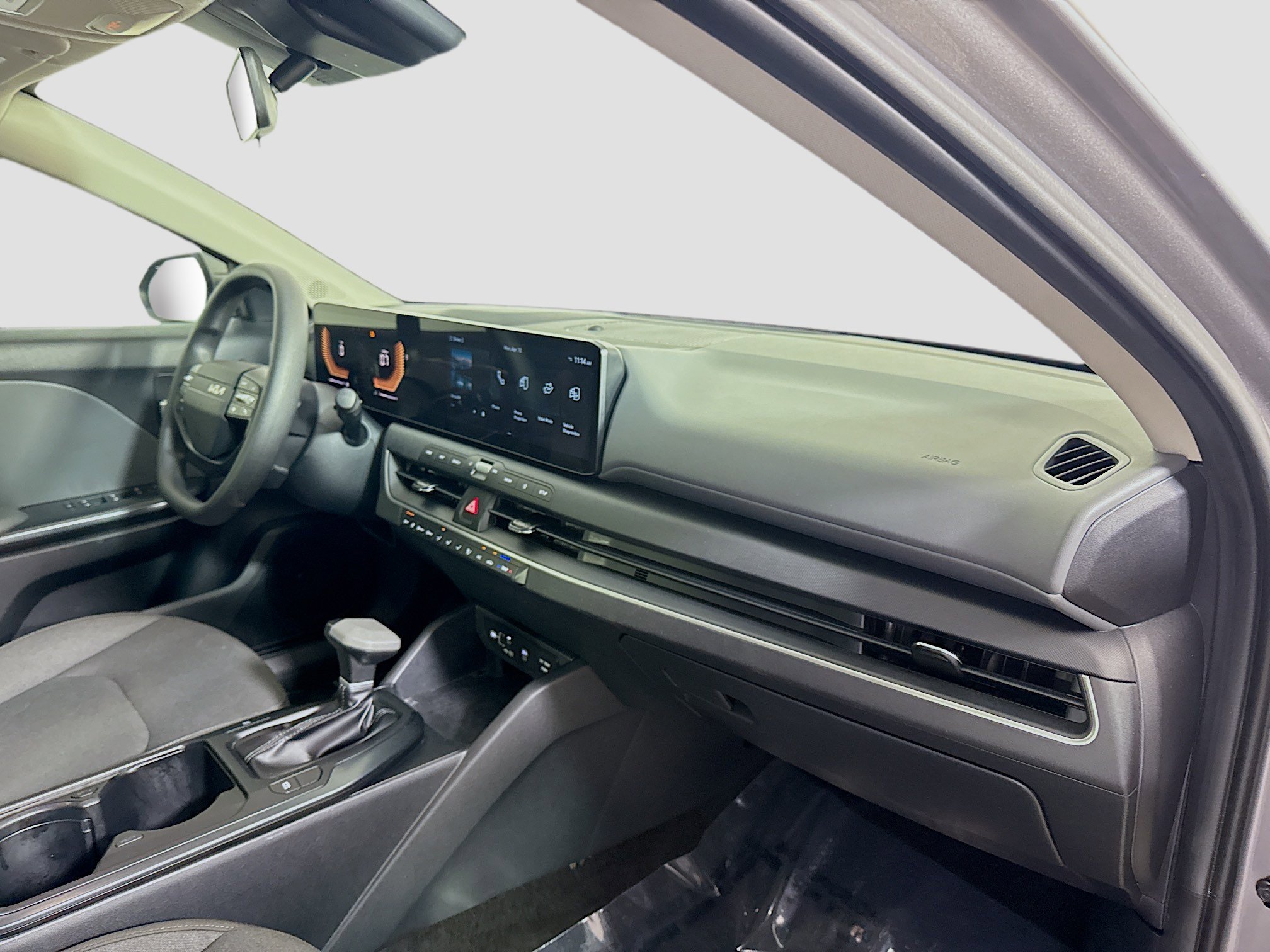 Used 2025 Kia K4 FWD image 30