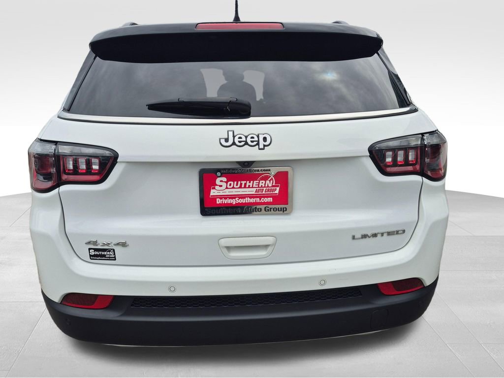 Used 2023 Jeep Compass Limited w/ Elite Group AWD/4WD image 5