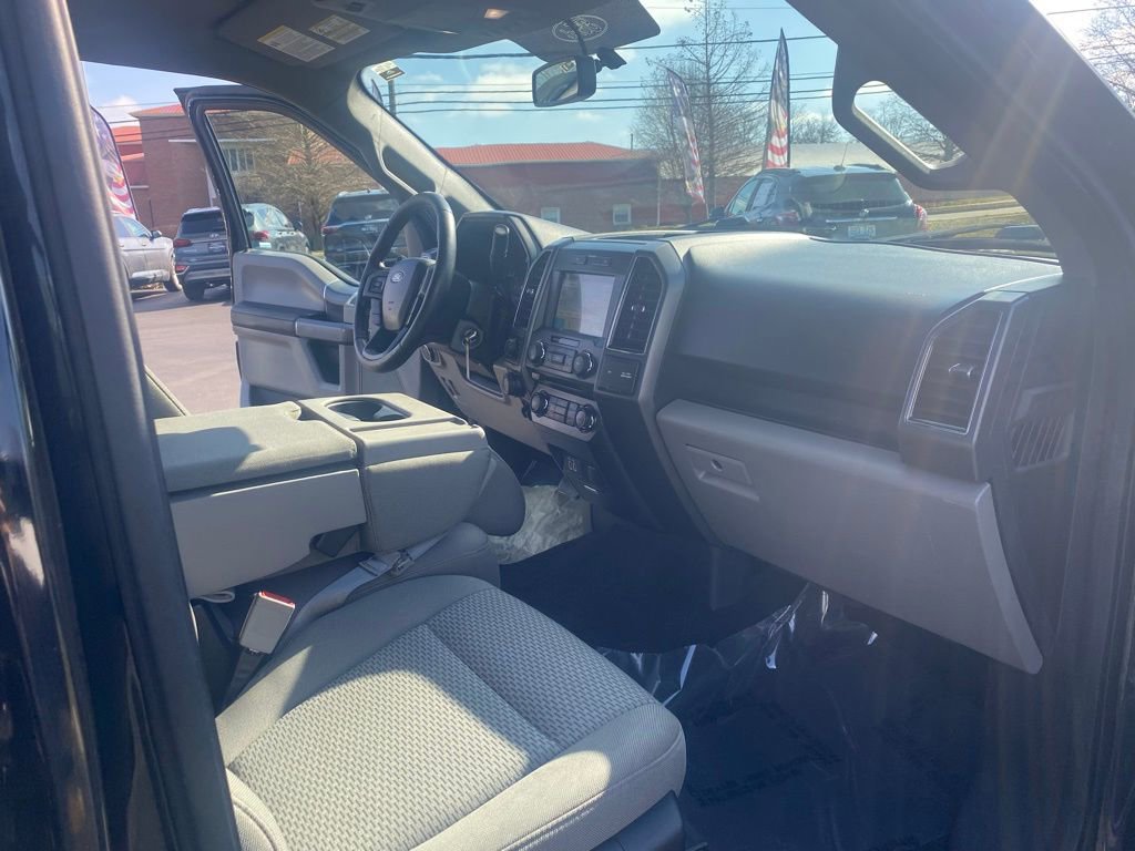 Used 2018 Ford F150 XLT w/ Equipment Group 302A Luxury image 28