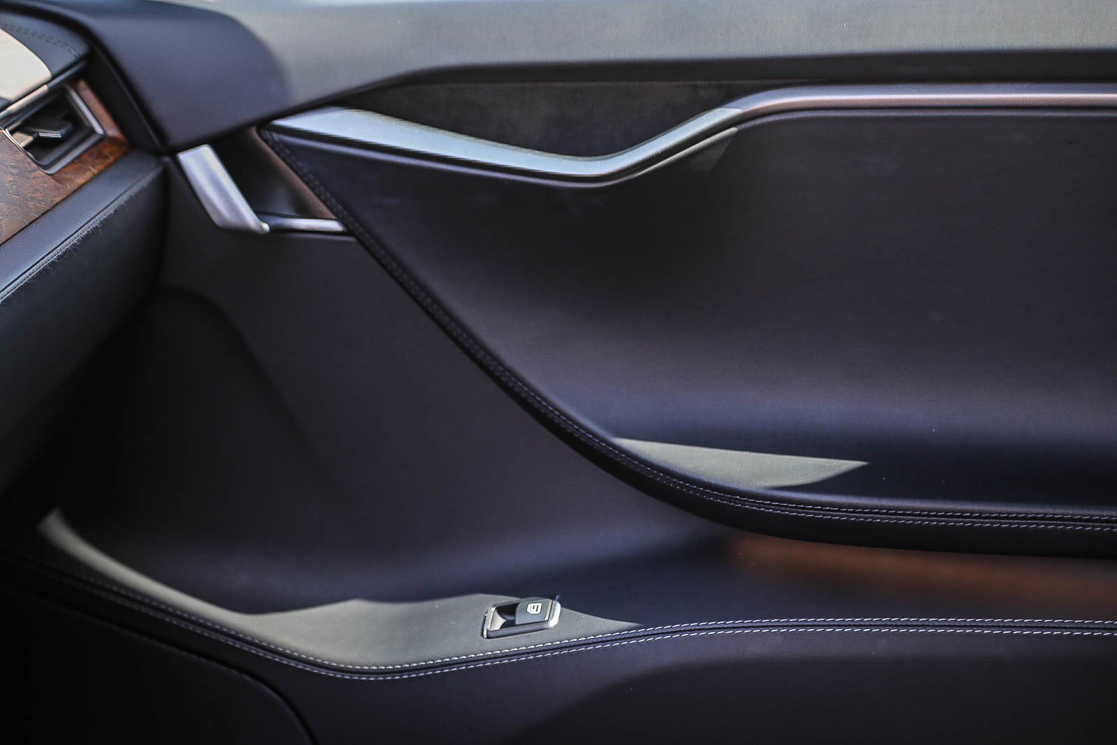 Used 2021 Tesla Model S Long Range Plus AWD/4WD image 21