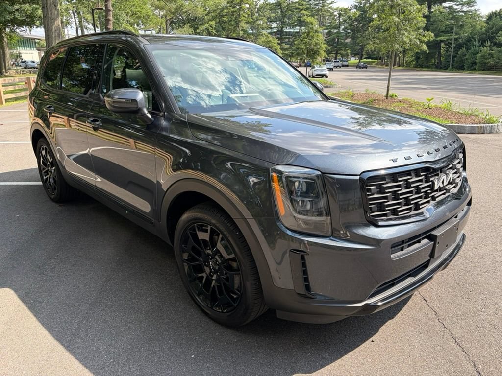 Used 2022 Kia Telluride EX w/ EX Premium Package AWD/4WD image 1