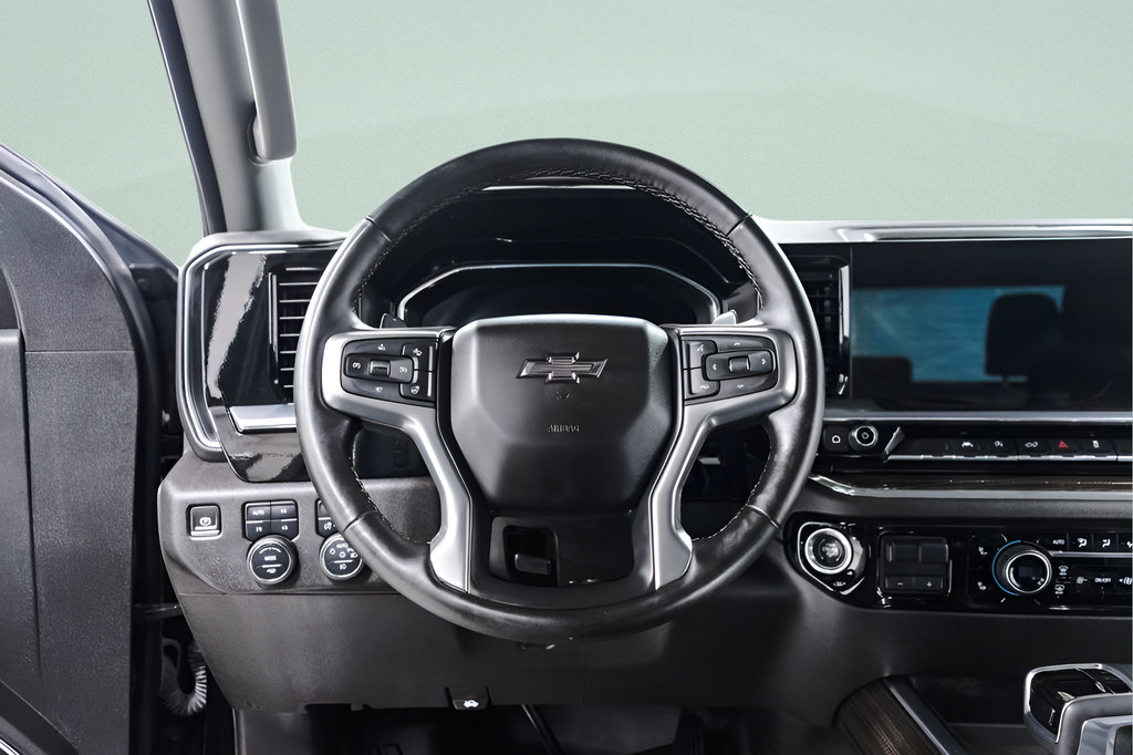 Used 2024 Chevrolet Silverado 1500 RST AWD/4WD image 10