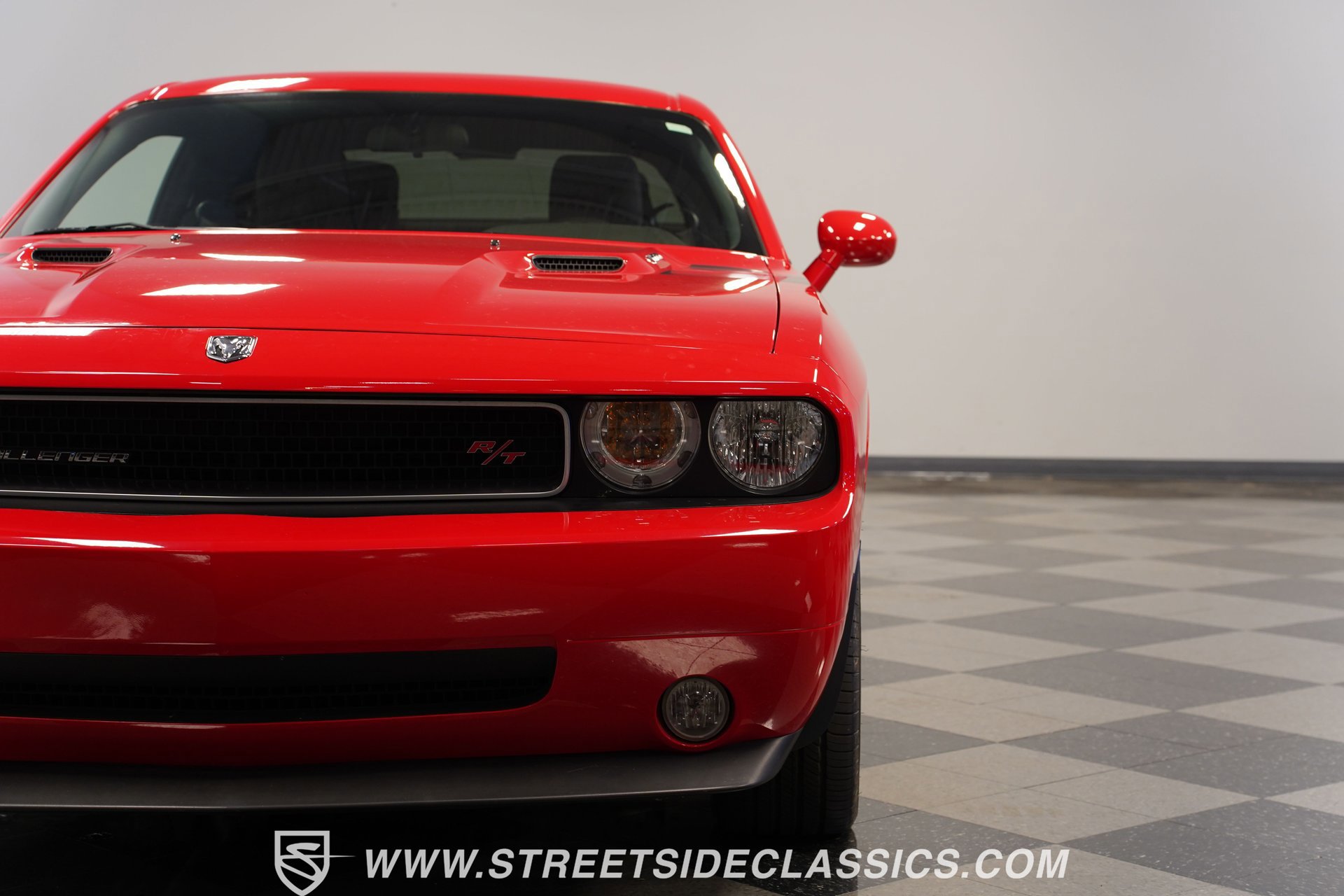 Used 2009 Dodge Challenger R/T image 20