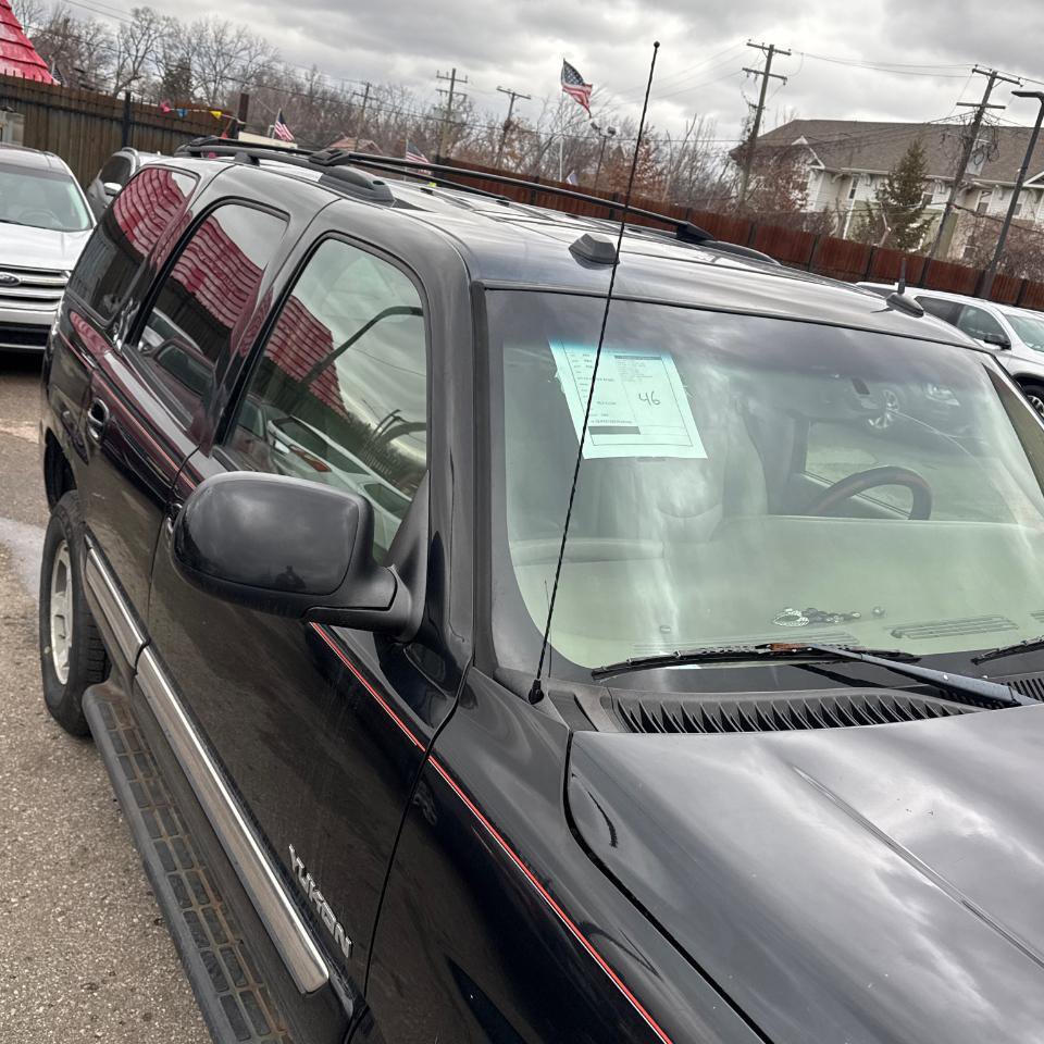 Used 2005 GMC Yukon SLT w/ SLT Preferred Equipment Group AWD/4WD image 30