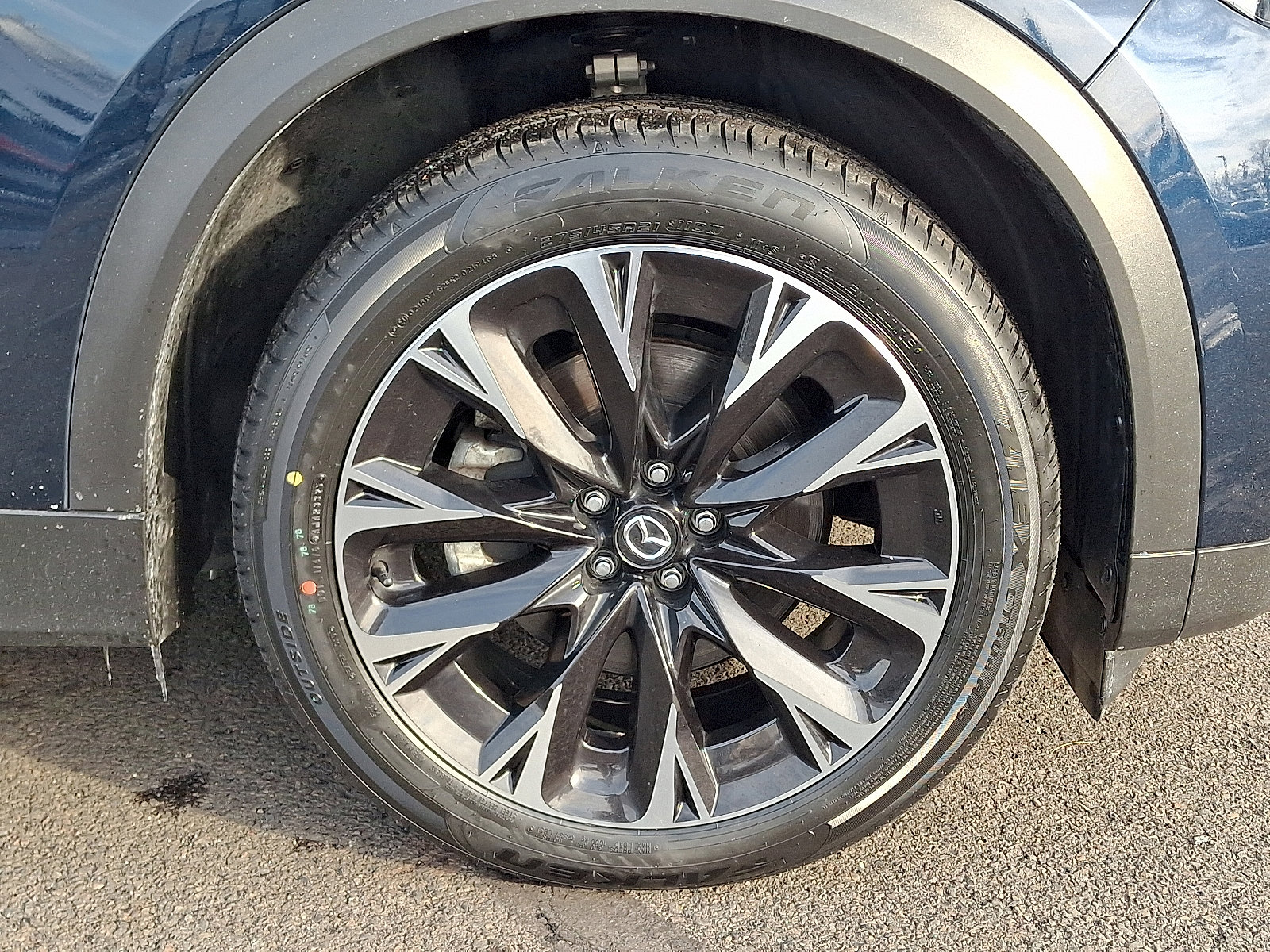 Certified 2024 MAZDA CX-90 Plug-In Hybrid w/ Premium Pkg image 8