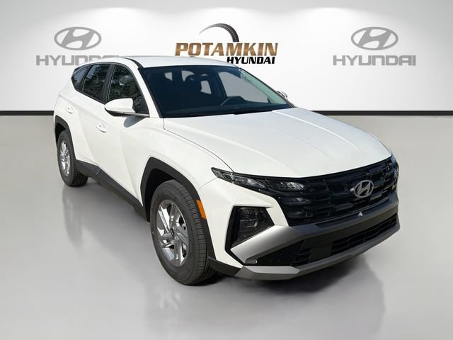 New 2026 Hyundai Tucson SE w/ Tow & Go Package FWD image 3