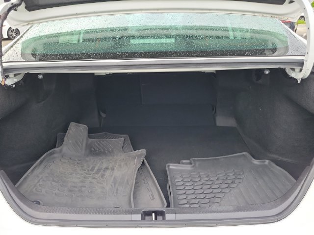 Used 2025 Toyota Camry LE FWD image 5