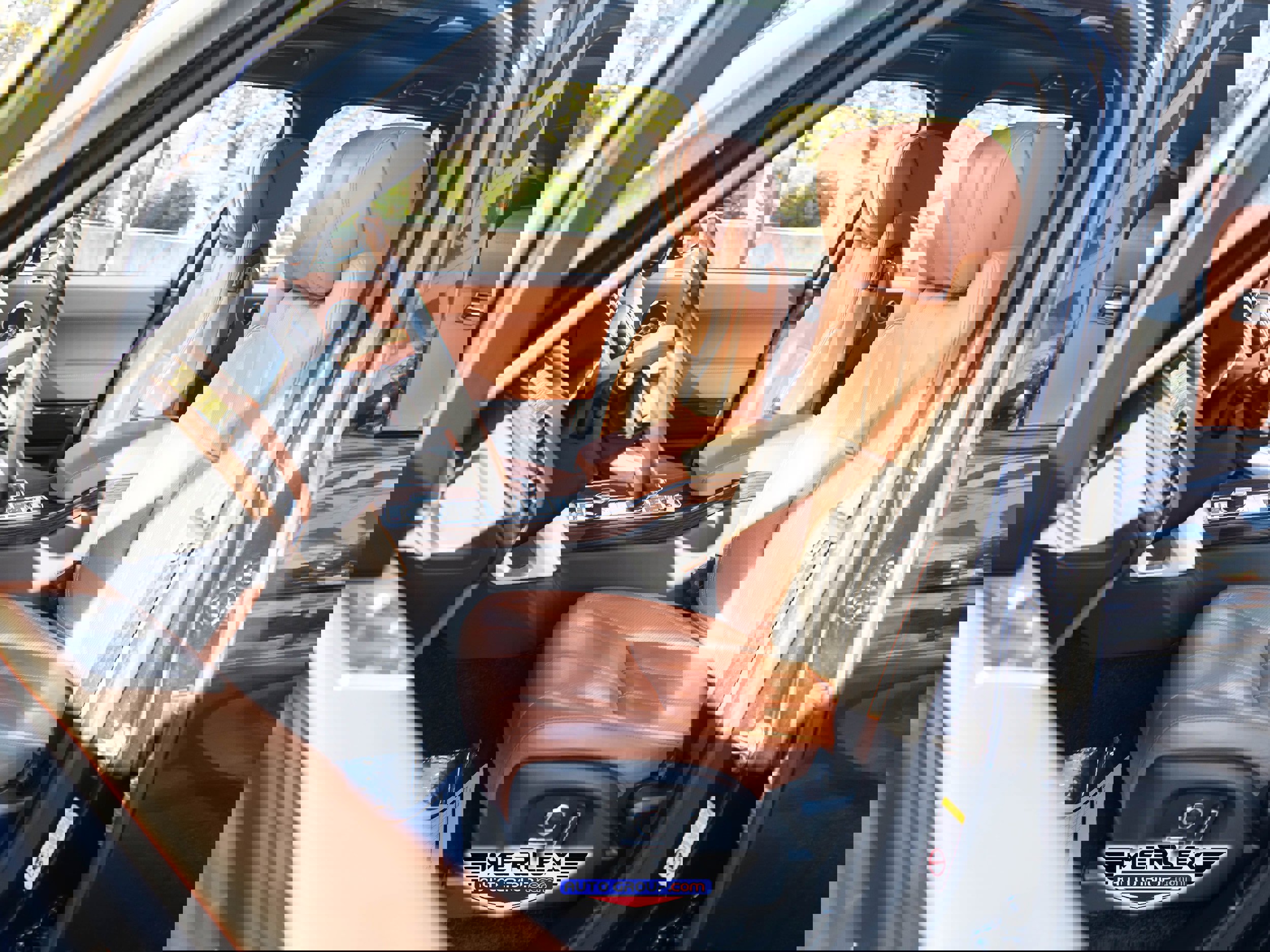 Used 2017 Land Rover Range Rover Autobiography image 16